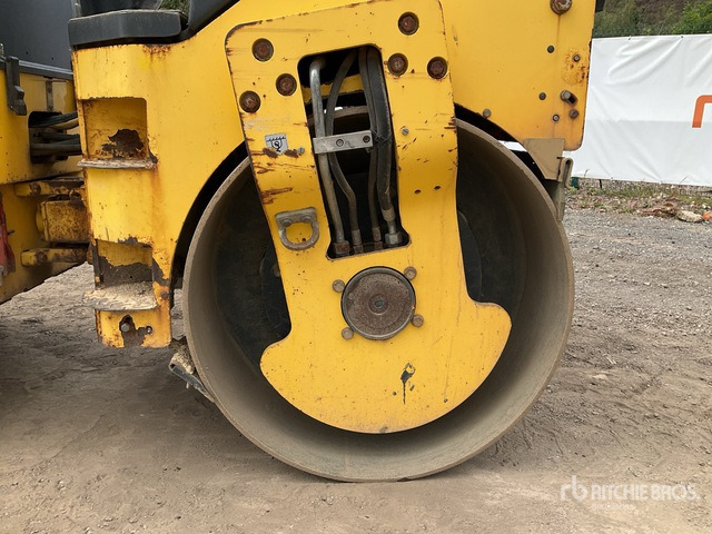 2013 Bomag BW135AD-6 Double Drum Roller - Cilindru compactor pentru asfalt: Foto 5 2013 Bomag BW135AD-6 Double Drum Roller - Cilindru compactor pentru asfalt: Foto 5