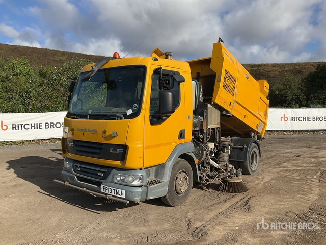 2013 DAF FA LF45 Sweeper Truck - Măturătoare stradală: Foto 2 2013 DAF FA LF45 Sweeper Truck - Măturătoare stradală: Foto 2