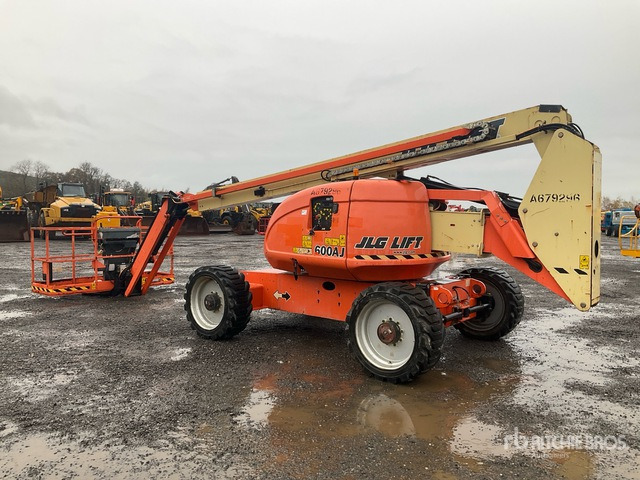 2014 JLG 600AJ 4WD Diesel Articulating Boom Lift - Nacela articulata: Foto 3 2014 JLG 600AJ 4WD Diesel Articulating Boom Lift - Nacela articulata: Foto 3