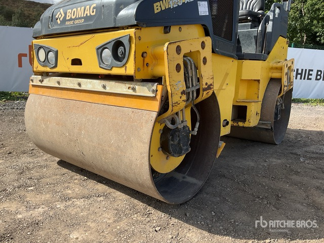 2015 Bomag BW120AD-5 Double Drum Roller - Cilindru compactor pentru asfalt: Foto 5 2015 Bomag BW120AD-5 Double Drum Roller - Cilindru compactor pentru asfalt: Foto 5