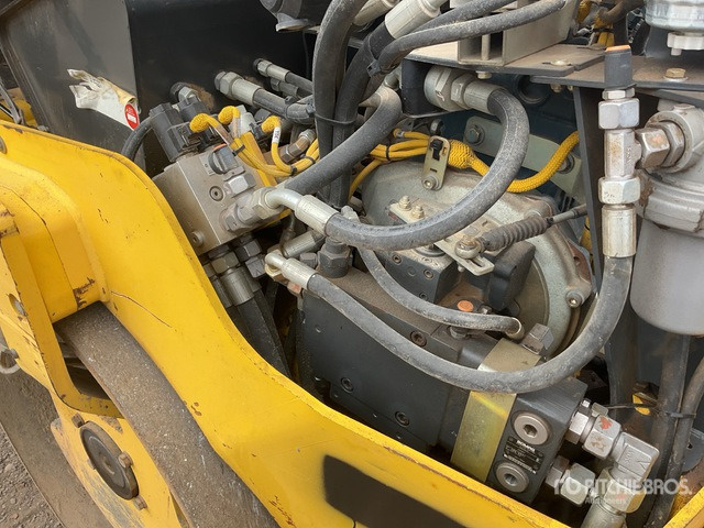2015 Bomag BW138AD-5 Double Drum Roller - Cilindru compactor pentru asfalt: Foto 5 2015 Bomag BW138AD-5 Double Drum Roller - Cilindru compactor pentru asfalt: Foto 5
