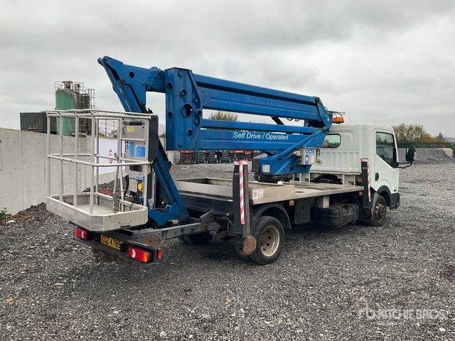2015 Nissan Cabstar NT400 2015 CTE ZED 21.2JH 20 m on 4x2 Bucket Truck - Camion cu nacela: Foto 4 2015 Nissan Cabstar NT400 2015 CTE ZED 21.2JH 20 m on 4x2 Bucket Truck - Camion cu nacela: Foto 4