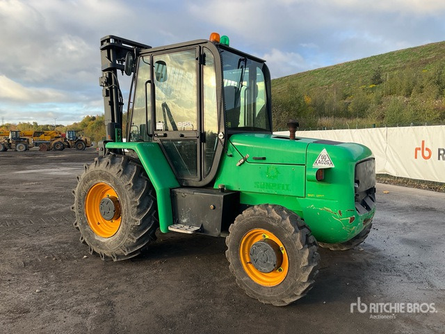 2016 JCB 926-4 2600 kg 4x4 Rough Terrain Forklift - Stivuitor de teren dificil: Foto 3 2016 JCB 926-4 2600 kg 4x4 Rough Terrain Forklift - Stivuitor de teren dificil: Foto 3