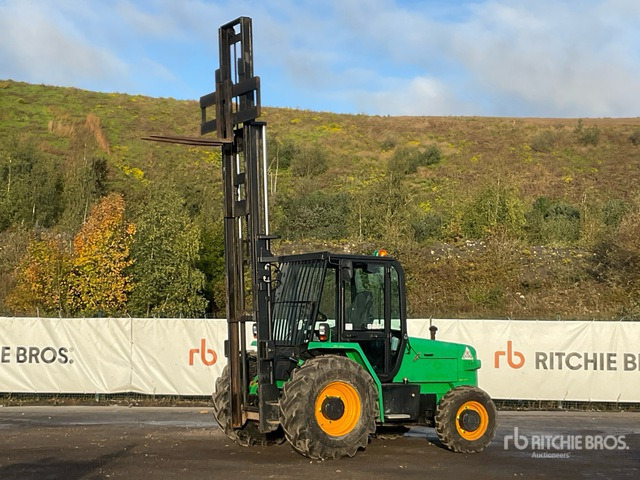 2016 JCB 926-4 2600 kg 4x4 Rough Terrain Forklift - Stivuitor de teren dificil: Foto 2 2016 JCB 926-4 2600 kg 4x4 Rough Terrain Forklift - Stivuitor de teren dificil: Foto 2