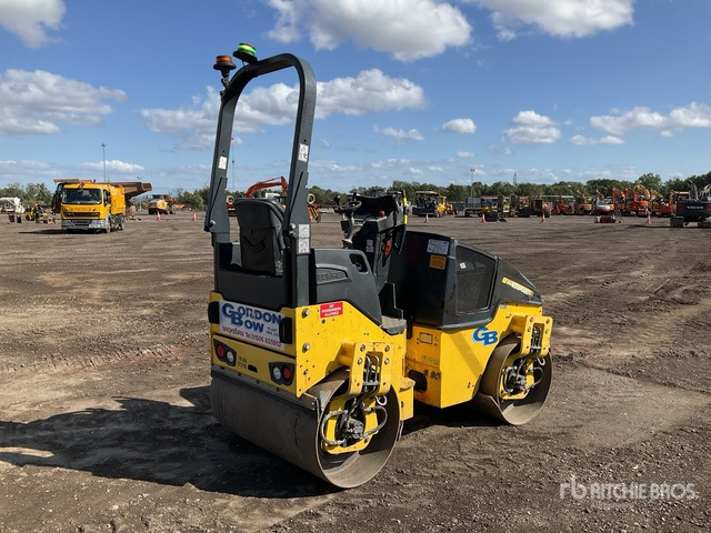 2017 Bomag BW120AD-5 Double Drum Roller - Cilindru compactor pentru asfalt: Foto 4 2017 Bomag BW120AD-5 Double Drum Roller - Cilindru compactor pentru asfalt: Foto 4