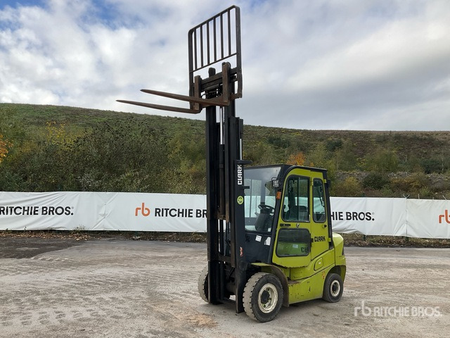 2017 Clark GTS250 2400 kg Forklift - Motostivuitor: Foto 1 2017 Clark GTS250 2400 kg Forklift - Motostivuitor: Foto 1