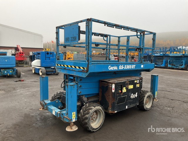 2018 Genie GS3369RT 4x4 Diesel Scissor Lift - Platforma foarfeca: Foto 3 2018 Genie GS3369RT 4x4 Diesel Scissor Lift - Platforma foarfeca: Foto 3