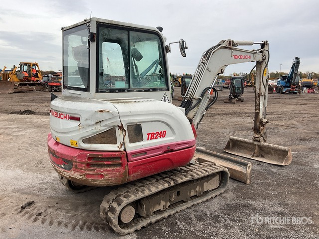 2018 Takeuchi TB240 Mini Excavator: <6.6t - Mini excavator: Foto 3 2018 Takeuchi TB240 Mini Excavator: <6.6t - Mini excavator: Foto 3