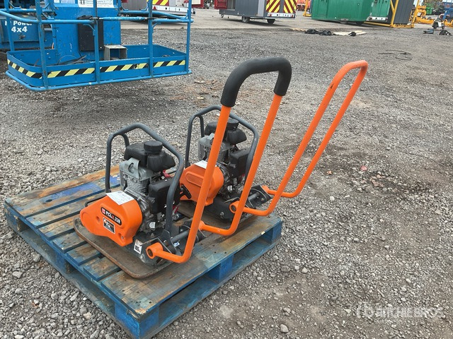 2019 Belle LC3251 Steel Plates Vibratory Plate Compactor - Placă compactoare: Foto 4 2019 Belle LC3251 Steel Plates Vibratory Plate Compactor - Placă compactoare: Foto 4