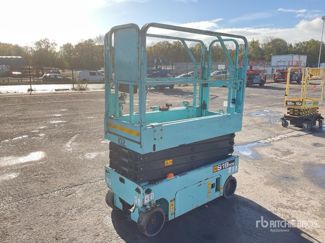 2019 JCB S1930E Electric Scissor Lift - Platforma foarfeca: Foto 4 2019 JCB S1930E Electric Scissor Lift - Platforma foarfeca: Foto 4