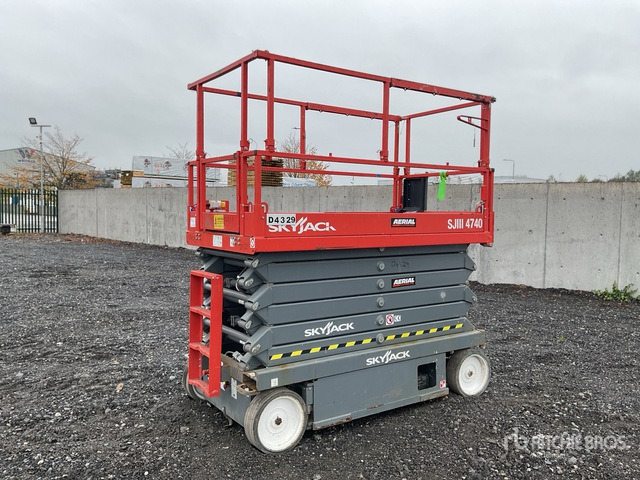 2019 Skyjack SJIII4740 2019 Skyjack SJ4740 Scissor Lift Scissor Lift - Platforma foarfeca: Foto 2 2019 Skyjack SJIII4740 2019 Skyjack SJ4740 Scissor Lift Scissor Lift - Platforma foarfeca: Foto 2