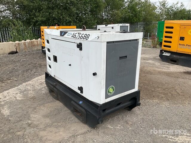 Sdmo R22 Generator Set - Generator electric: Foto 1 Sdmo R22 Generator Set - Generator electric: Foto 1