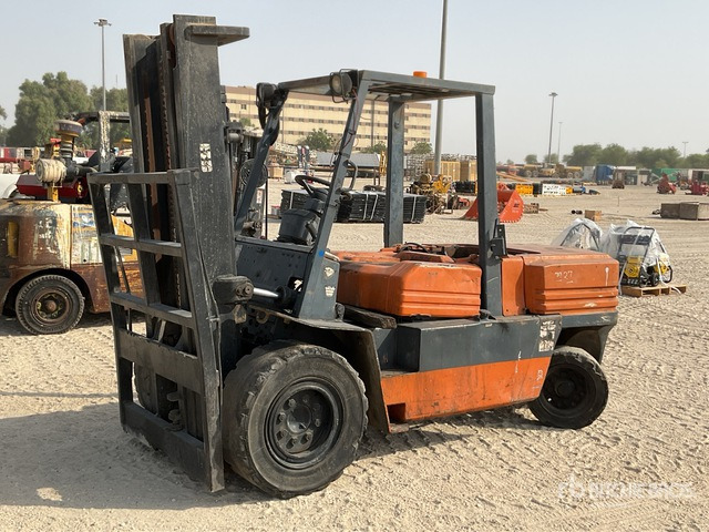 1995 Toyota 5FDA50 5 ton (Inoperable) Forklift - Stivuitor diesel: Foto 2 1995 Toyota 5FDA50 5 ton (Inoperable) Forklift - Stivuitor diesel: Foto 2