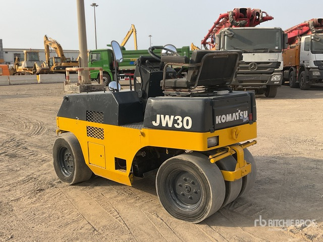 1996 Komatsu JW30-2 7 Wheel Pneumatic Roller - Compactor cu pneuri: Foto 4 1996 Komatsu JW30-2 7 Wheel Pneumatic Roller - Compactor cu pneuri: Foto 4