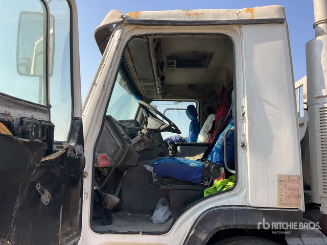 1997 Volvo FH 8x4 Twin-Steer Flatbed Truck - Camion platformă: Foto 5 1997 Volvo FH 8x4 Twin-Steer Flatbed Truck - Camion platformă: Foto 5