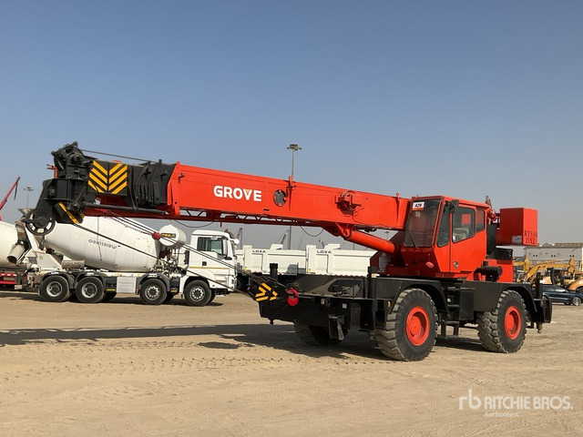 1999 Grove RT530DXL 30 ton 4x4x4 Rough Terrain Crane - Macara pentru teren accidentat: Foto 1 1999 Grove RT530DXL 30 ton 4x4x4 Rough Terrain Crane - Macara pentru teren accidentat: Foto 1