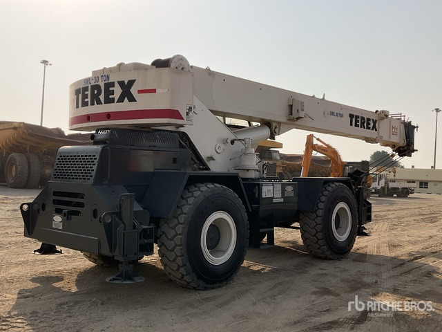 2000 Terex RT230 30 ton 4x4x4 Rough Terrain Crane - Macara pentru teren accidentat: Foto 4 2000 Terex RT230 30 ton 4x4x4 Rough Terrain Crane - Macara pentru teren accidentat: Foto 4