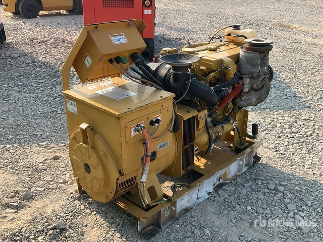 2002 Cat 75 kVA Skid-Mounted Generator Set - Generator electric: Foto 2 2002 Cat 75 kVA Skid-Mounted Generator Set - Generator electric: Foto 2