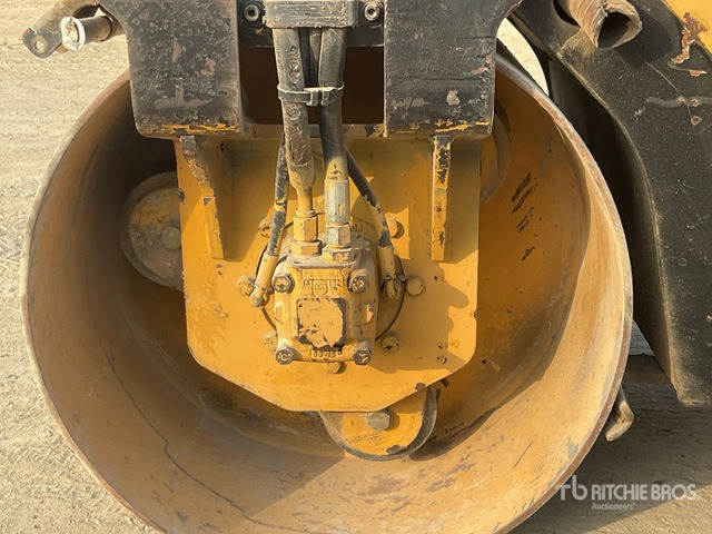 2006 Cat CB114 Double Drum Roller - Cilindru compactor pentru asfalt: Foto 5 2006 Cat CB114 Double Drum Roller - Cilindru compactor pentru asfalt: Foto 5