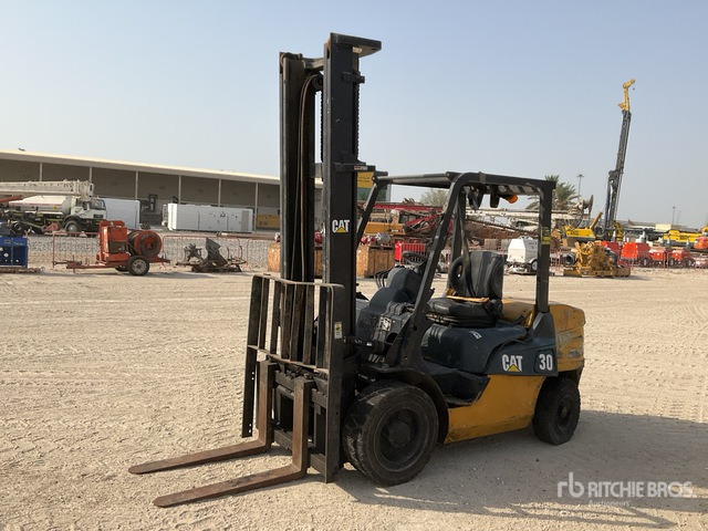 2006 Cat DE30NT 3 ton Forklift - Stivuitor diesel: Foto 2 2006 Cat DE30NT 3 ton Forklift - Stivuitor diesel: Foto 2