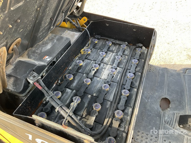 2007 Komatsu FB10-12 1 ton Electric Forklift - Electrostivuitor: Foto 5 2007 Komatsu FB10-12 1 ton Electric Forklift - Electrostivuitor: Foto 5