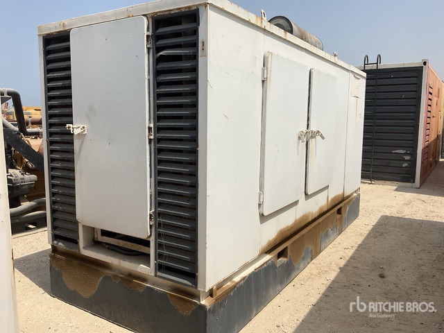 2011 Cummins 344 kVA Skid-Mounted (Inoperable) Generator Set - Generator electric: Foto 2 2011 Cummins 344 kVA Skid-Mounted (Inoperable) Generator Set - Generator electric: Foto 2