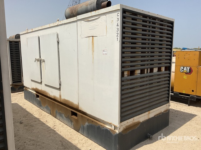 2011 Cummins 344 kVA Skid-Mounted (Inoperable) Generator Set - Generator electric: Foto 4 2011 Cummins 344 kVA Skid-Mounted (Inoperable) Generator Set - Generator electric: Foto 4