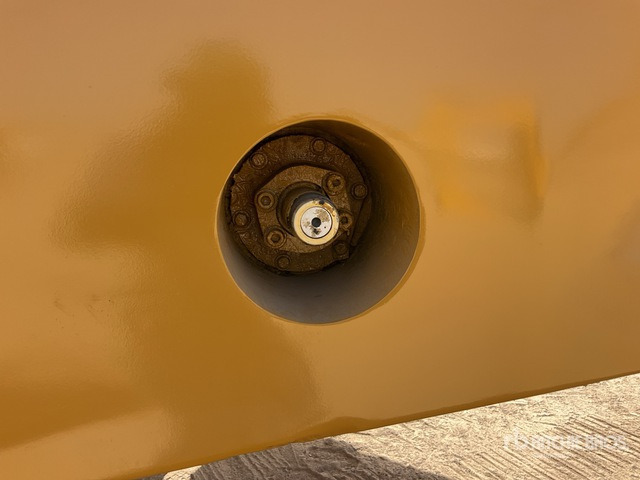 2012 Cat 740B Articulated Dump Truck - Camion articulat: Foto 5 2012 Cat 740B Articulated Dump Truck - Camion articulat: Foto 5