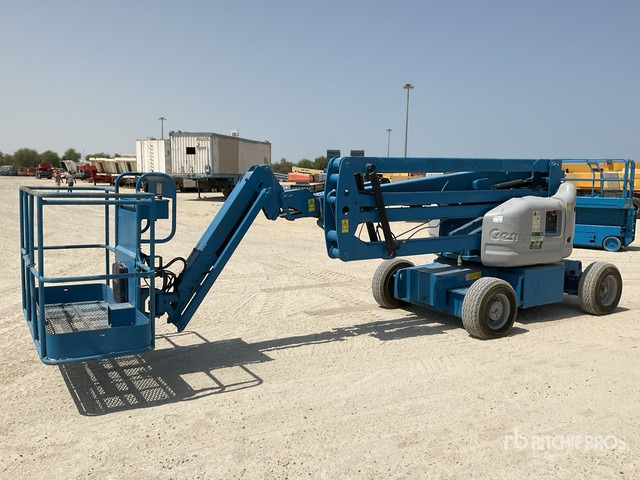 2012 Genie Z-45/25J 2WD Diesel Articulating Boom Lift - Nacela articulata: Foto 1 2012 Genie Z-45/25J 2WD Diesel Articulating Boom Lift - Nacela articulata: Foto 1