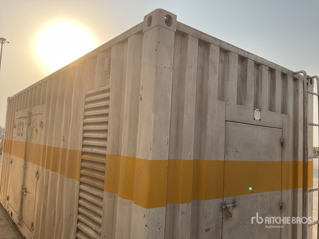 2012 Perkins 1000 kVA Containerized (Inoperable) Generator Set - Generator electric: Foto 4 2012 Perkins 1000 kVA Containerized (Inoperable) Generator Set - Generator electric: Foto 4