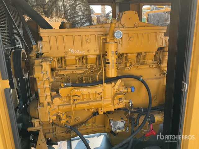 2013 Cat 3406 Skid-Mounted Generator Set - Generator electric: Foto 5 2013 Cat 3406 Skid-Mounted Generator Set - Generator electric: Foto 5