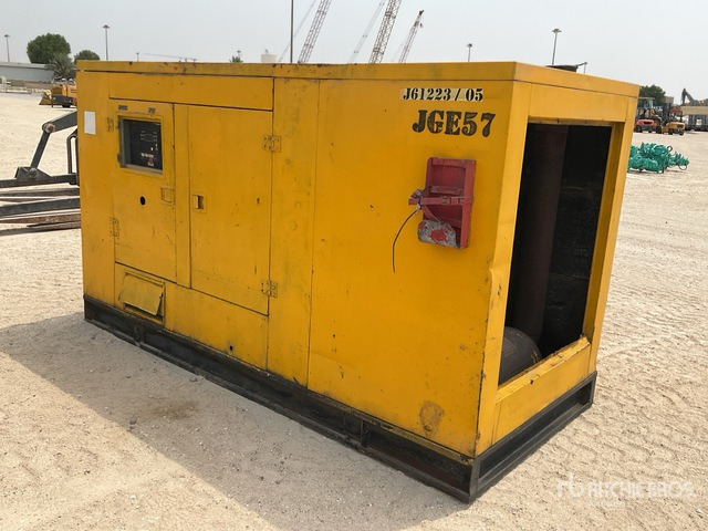 2014 Hi-Sea JGC160GF/JGC180GF 225 kVA Skid-Mounted Generator Set - Generator electric: Foto 4 2014 Hi-Sea JGC160GF/JGC180GF 225 kVA Skid-Mounted Generator Set - Generator electric: Foto 4