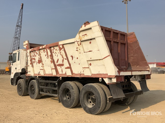 2014 Hyundai HD370 8x4 Twin-Steer Tri/A Dump Truck - Camion basculantă: Foto 2 2014 Hyundai HD370 8x4 Twin-Steer Tri/A Dump Truck - Camion basculantă: Foto 2