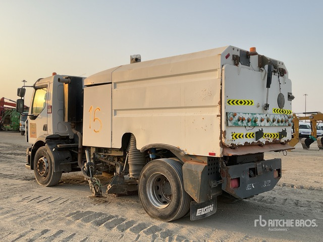 2016 Renault D18 Elgin on Sweeper Truck - Măturătoare stradală: Foto 3 2016 Renault D18 Elgin on Sweeper Truck - Măturătoare stradală: Foto 3