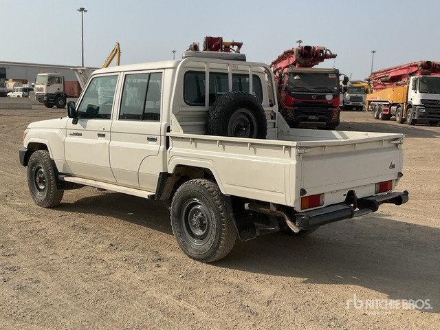 2016 Toyota Land Cruiser 79L 4x4 Crew Cab Pickup - Tocător resturi vegetale/ Mulcer: Foto 3 2016 Toyota Land Cruiser 79L 4x4 Crew Cab Pickup - Tocător resturi vegetale/ Mulcer: Foto 3