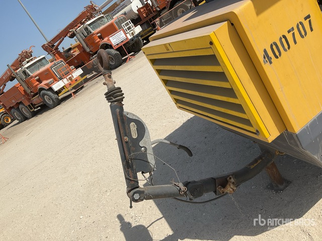 2018 Atlas Copco XAHS186 Mobile (Inoperable) Air Compressor - Compresor de aer: Foto 5 2018 Atlas Copco XAHS186 Mobile (Inoperable) Air Compressor - Compresor de aer: Foto 5