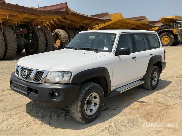 2018 Nissan Patrol GL 4x4 SUV - SUV: Foto 1 2018 Nissan Patrol GL 4x4 SUV - SUV: Foto 1