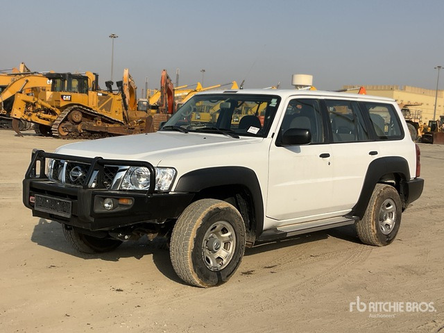 2018 Nissan Patrol GL 4x4 SUV - SUV: Foto 2 2018 Nissan Patrol GL 4x4 SUV - SUV: Foto 2