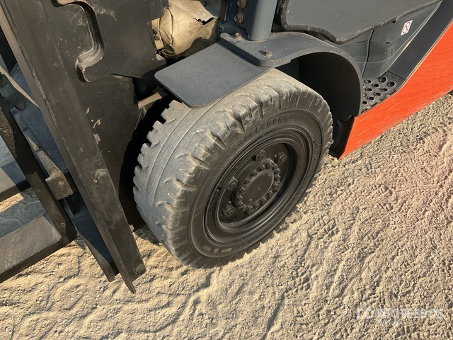 2018 Toyota 8FD40N 4 ton Forklift - Stivuitor diesel: Foto 4 2018 Toyota 8FD40N 4 ton Forklift - Stivuitor diesel: Foto 4