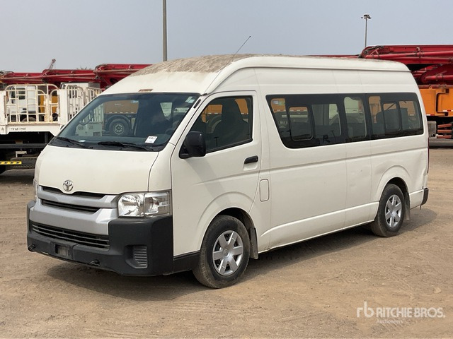 2018 Toyota Hiace 4x2 15-Seat Mini Bus - Microbuz, Transport persoane: Foto 2 2018 Toyota Hiace 4x2 15-Seat Mini Bus - Microbuz, Transport persoane: Foto 2