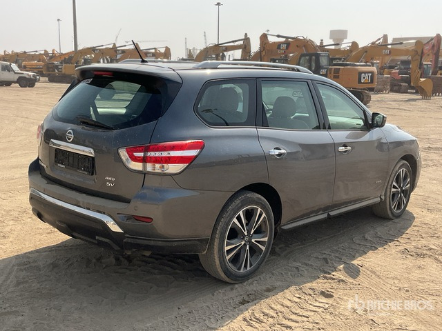 2020 Nissan Pathfinder 4WD Hybrid SUV - SUV: Foto 3 2020 Nissan Pathfinder 4WD Hybrid SUV - SUV: Foto 3
