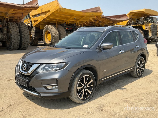 2020 Nissan X-Trail Hybrid SUV - SUV: Foto 1 2020 Nissan X-Trail Hybrid SUV - SUV: Foto 1