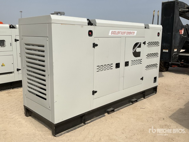 2025 Cummins HC.1441 F1 250 kVA Skid-Mounted (Unused) Generator Set - Generator electric: Foto 3 2025 Cummins HC.1441 F1 250 kVA Skid-Mounted (Unused) Generator Set - Generator electric: Foto 3