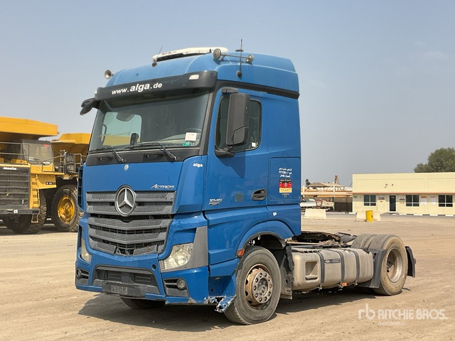 2013 Mercedes-Benz Actros 1845LS 4x2 S/A Sleeper Truck Tractor - Cap tractor: Foto 2 2013 Mercedes-Benz Actros 1845LS 4x2 S/A Sleeper Truck Tractor - Cap tractor: Foto 2