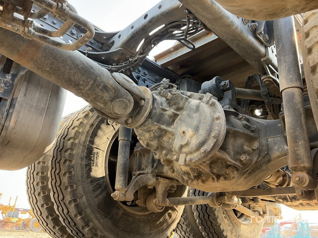 2014 Mercedes-Benz Actros 3345 6x4 T/A Sleeper Truck Tractor - Cap tractor: Foto 5 2014 Mercedes-Benz Actros 3345 6x4 T/A Sleeper Truck Tractor - Cap tractor: Foto 5