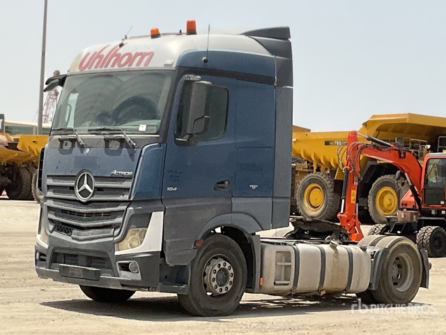 2015 Mercedes-Benz Actros 1845LS 4x2 S/A Sleeper Truck Tractor - Cap tractor: Foto 2 2015 Mercedes-Benz Actros 1845LS 4x2 S/A Sleeper Truck Tractor - Cap tractor: Foto 2