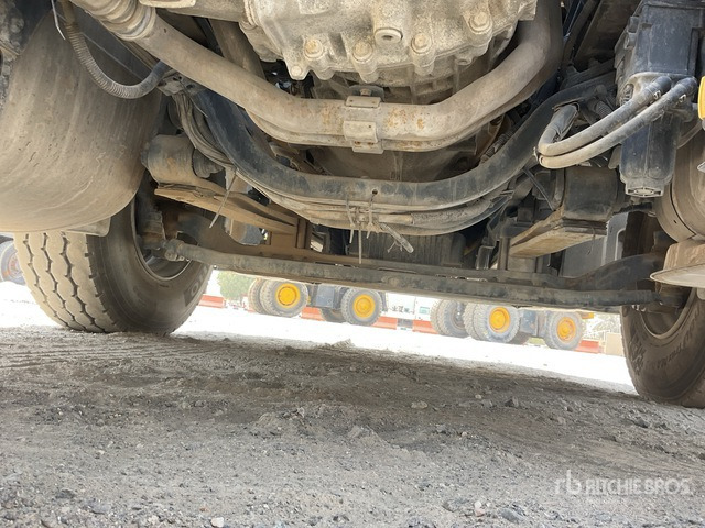 2015 Mercedes-Benz Actros 1845LS 4x2 S/A Sleeper Truck Tractor - Cap tractor: Foto 5 2015 Mercedes-Benz Actros 1845LS 4x2 S/A Sleeper Truck Tractor - Cap tractor: Foto 5