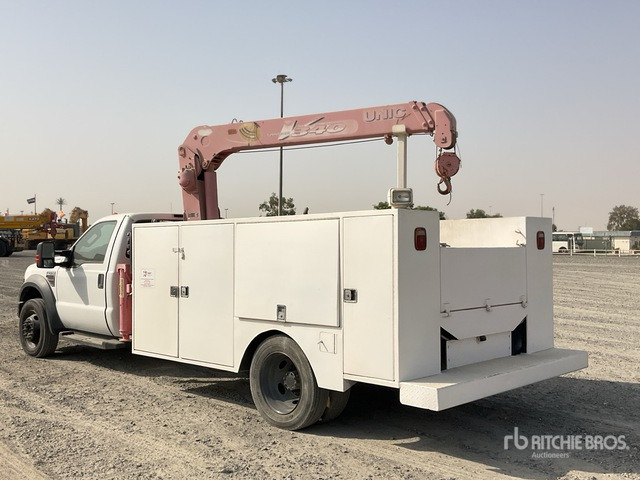 2008 Ford F550 XL Super Duty 4x4 Service Truck - Maşina comunala: Foto 4 2008 Ford F550 XL Super Duty 4x4 Service Truck - Maşina comunala: Foto 4