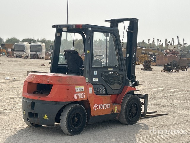 Toyota 02-7FD35 - Motostivuitor: Foto 4 Toyota 02-7FD35 - Motostivuitor: Foto 4