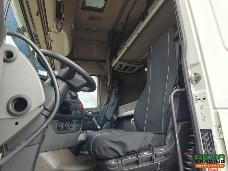 DAF FT XF460 4x2 SuperSpaceCab Euro6 - Handgeschakeld - Dubbele Tanks - 800.000km - Cap tractor: Foto 5 DAF FT XF460 4x2 SuperSpaceCab Euro6 - Handgeschakeld - Dubbele Tanks - 800.000km - Cap tractor: Foto 5